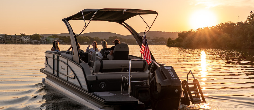 pontoon boat lake lbj