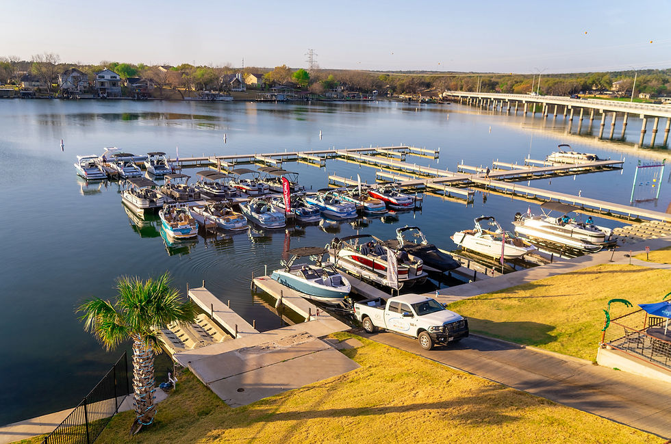 On Water Boat Dealership in Central Texas