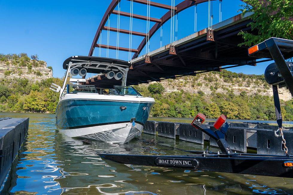 Cobalt boat at 360 boat ramp on lake austin